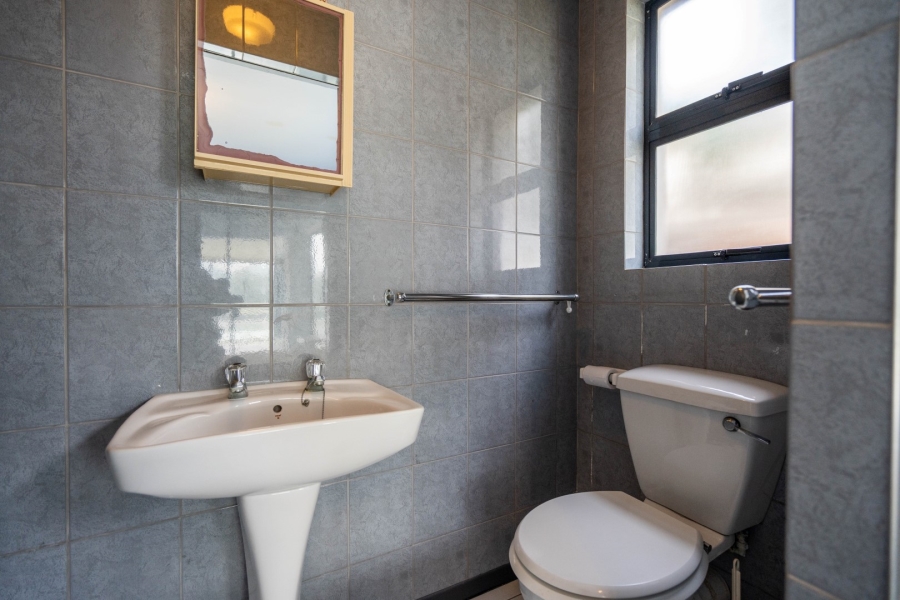 4 Bedroom Property for Sale in Royal Alfred Marina Eastern Cape